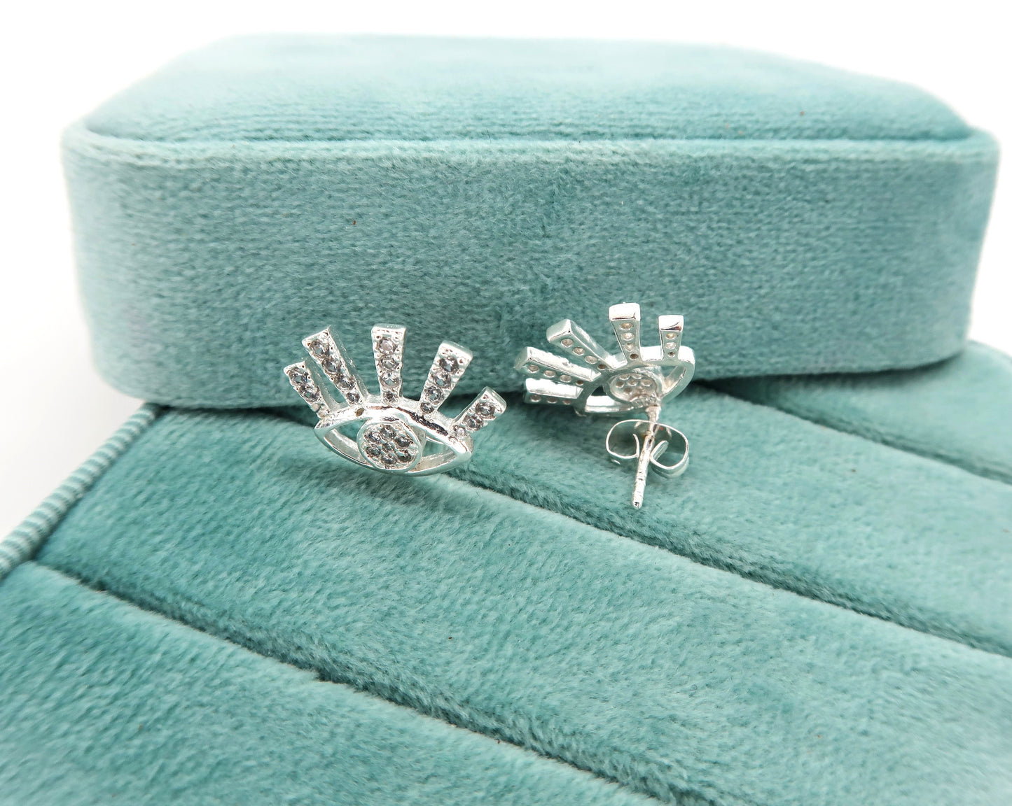 Arete Ojito Con Zirconia