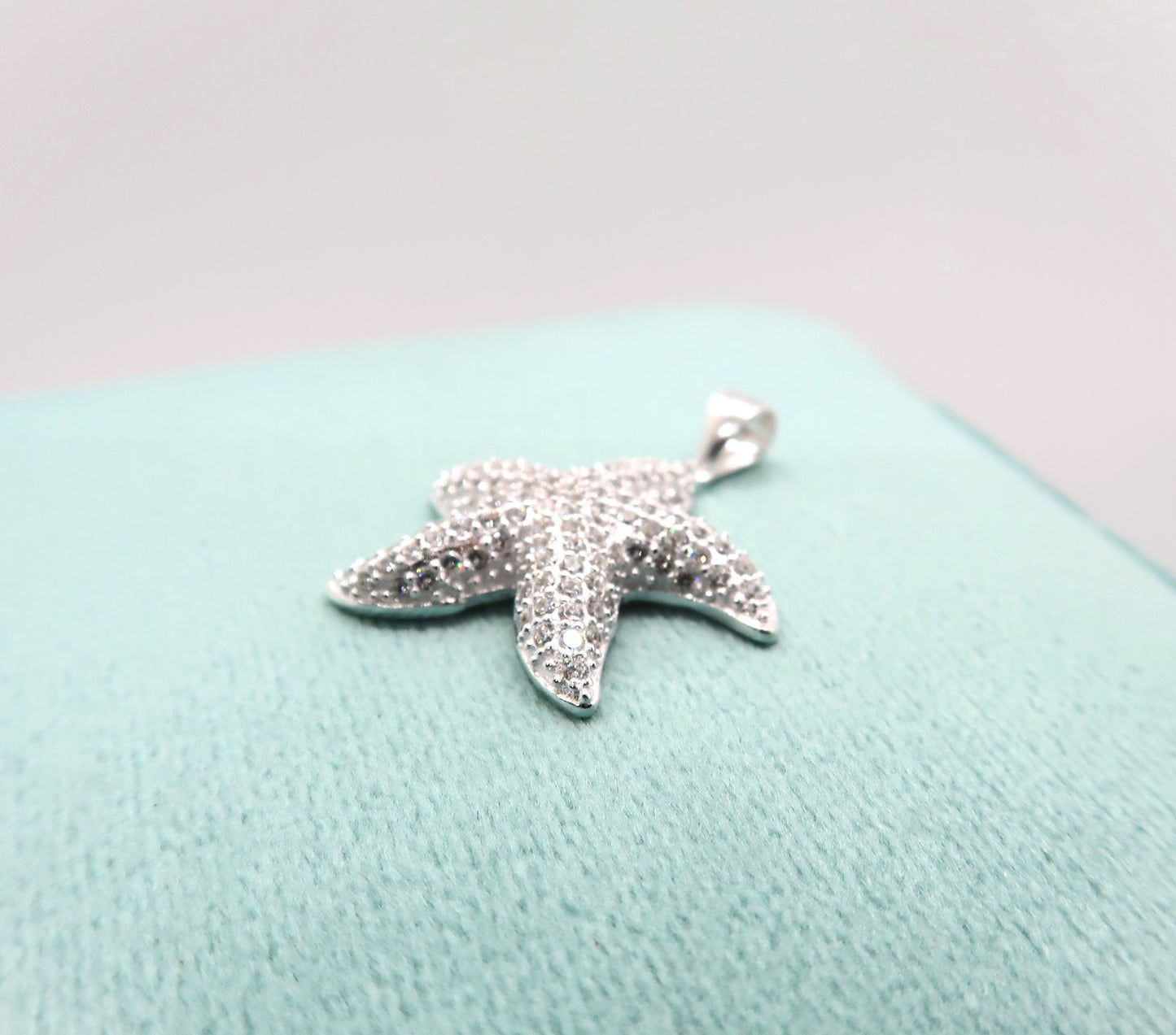 Dije Estrella de Mar con Zirconia