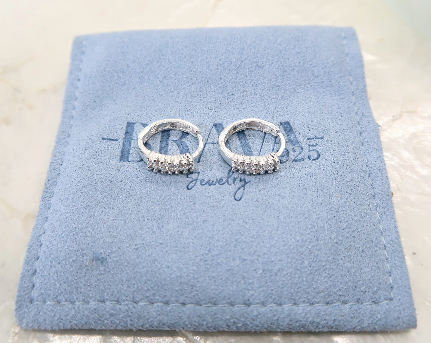 Arete Huggies Zirconia