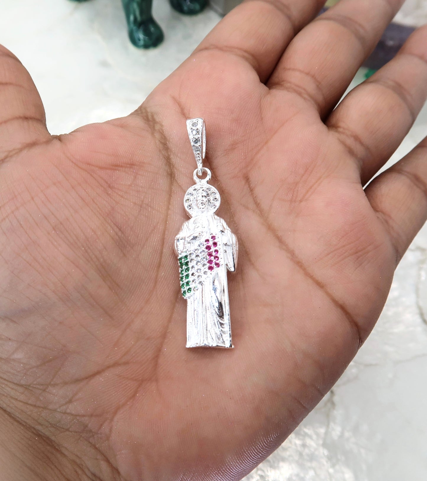 Dije San Judas Tadeo con Zirconia Tricolor